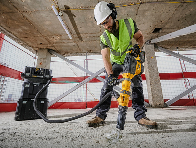 Аккумуляторный перфоратор DeWALT DCH773Y2