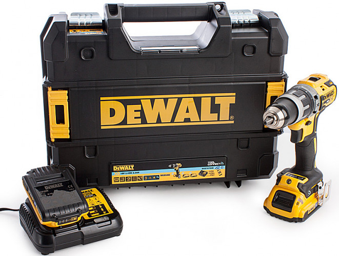 Аккумуляторная дрель-шуруповерт DeWALT DCD797P2B