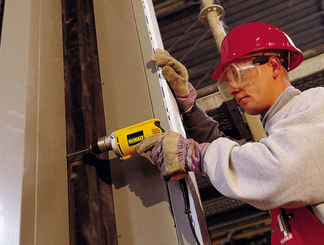 Безударная дрель DeWALT DW217