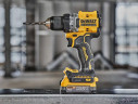 Аккумуляторная дрель-шуруповерт DeWALT DCD800NT