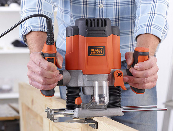Фрезер BLACK&DECKER KW1200E