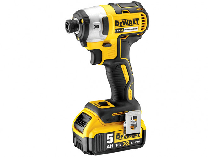 Набор аккумуляторного инструмента DeWALT DCK268P2T