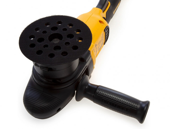 Аккумуляторная полировальная машина DeWALT DCM848P2