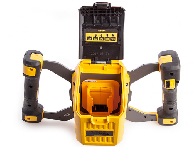 Аккумуляторный миксер DeWALT DCD240N