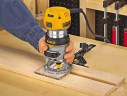 Фрезер окантовочный DeWALT D26200