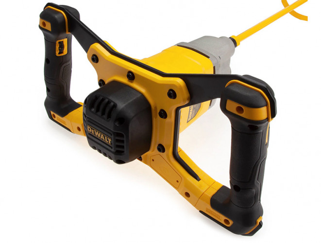 Миксер DeWALT DWD241