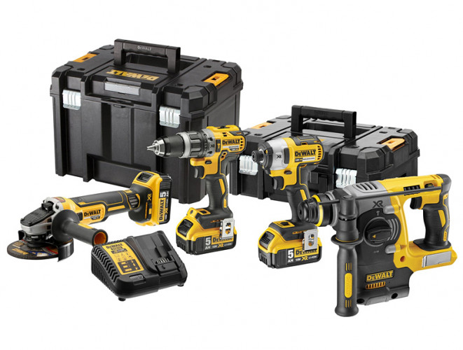 Набор аккумуляторного инструмента DeWALT DCK422P3T