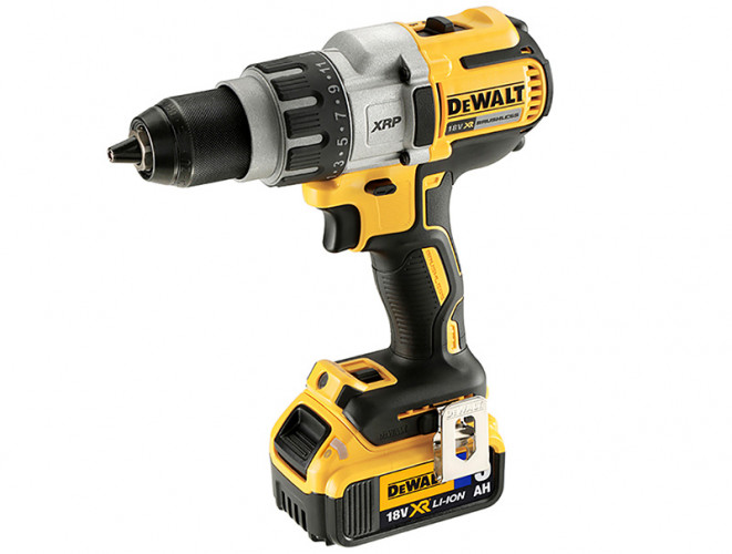 Аккумуляторная дрель-шуруповерт DeWALT DCD996P2B