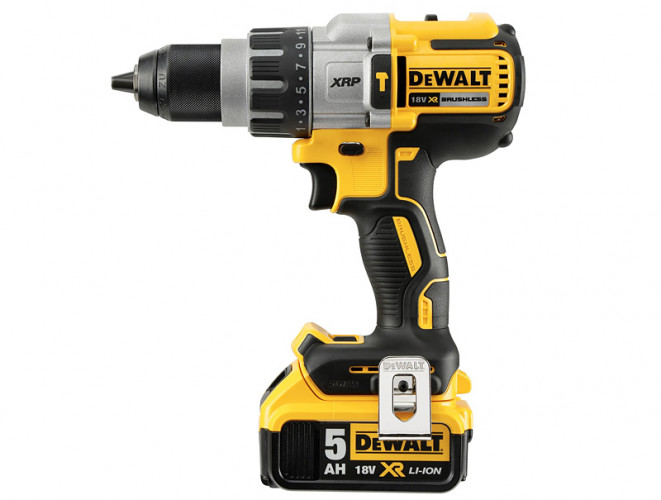 Аккумуляторная дрель-шуруповерт DeWALT DCD996P2B