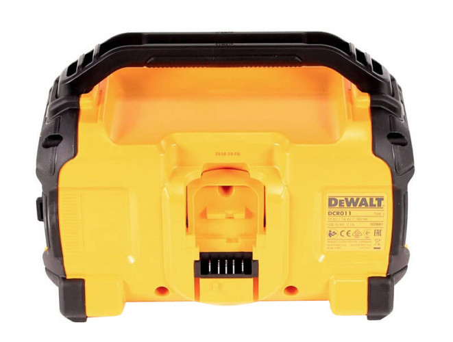 Аккумуляторная портативная колонка Bluetooth DeWALT DCR011