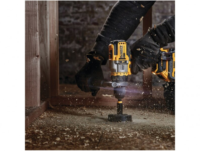 Аккумуляторная дрель-шуруповерт DeWALT DCD999NT