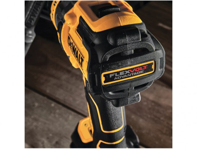 Аккумуляторная дрель-шуруповерт DeWALT DCD999T1