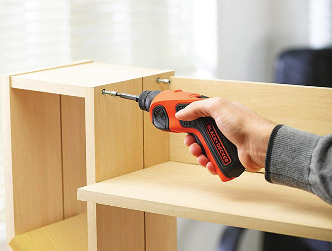 Аккумуляторная отвертка BLACK&DECKER CS3651LC