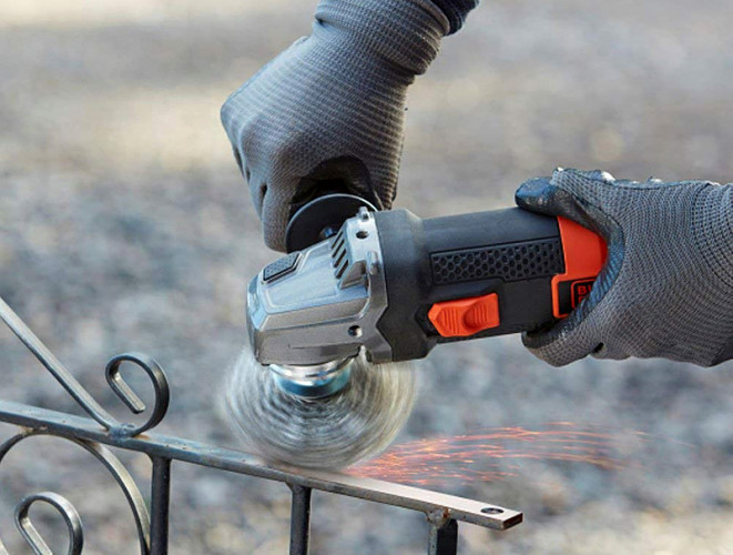 Болгарка BLACK&DECKER BEG220