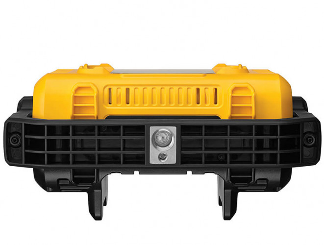 Аккумуляторный фонарь DeWALT DCL077