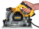 Дисковая пила DeWALT DWS520KT