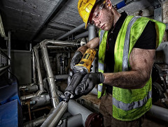 Прямошлифовальная машины DeWALT DWE4884