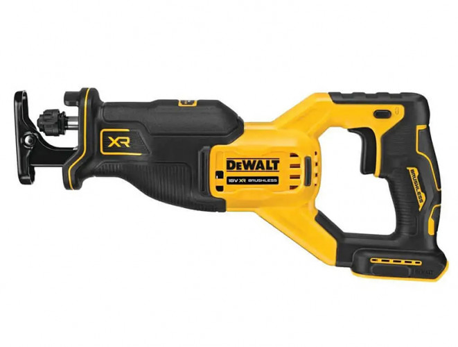 Аккумуляторная ножовка DeWALT DCS382N