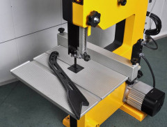 Ленточная пила DeWALT DW876