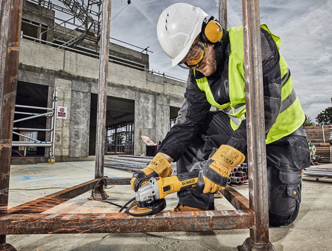 Болгарка DeWALT DWE4347