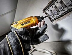 Аккумуляторный гироскопический шуруповерт DeWALT DCF680G2