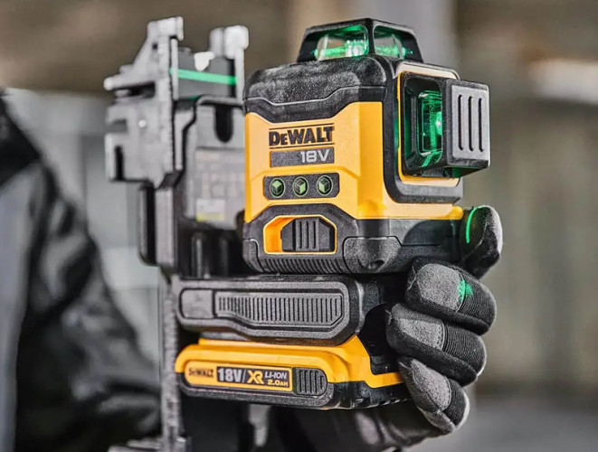 Лазер линейный DeWALT DCLE34031D1
