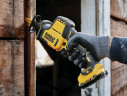 Аккумуляторная сабельная пила DeWALT DCS312D2