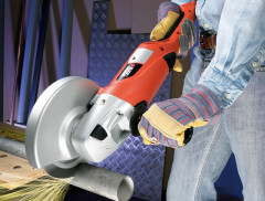 Болгарка BLACK&DECKER KG2000