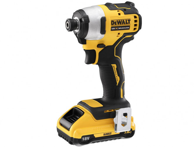 Аккумуляторный ударный шуруповерт DeWALT DCF809L2T