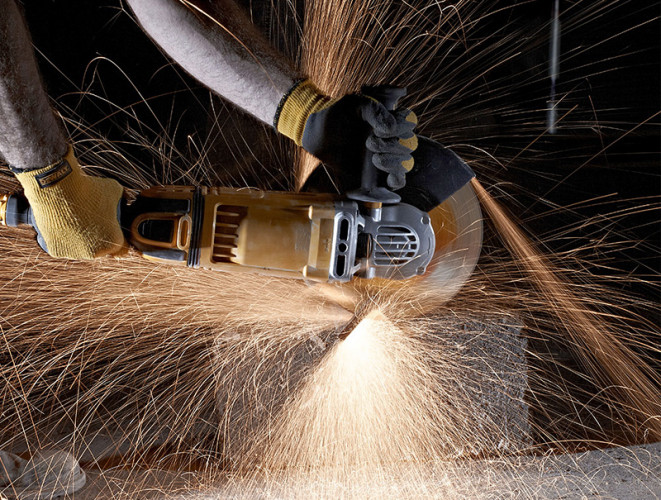 Болгарка DeWALT DWE4599