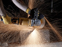 Болгарка DeWALT DWE4599