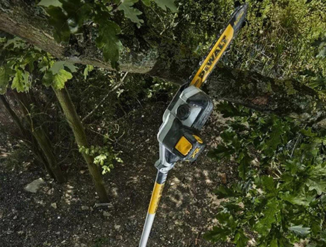 Высоторез DeWALT DCMPS567P1