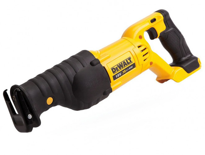 Аккумуляторная сабельная пила DeWALT DCS380N