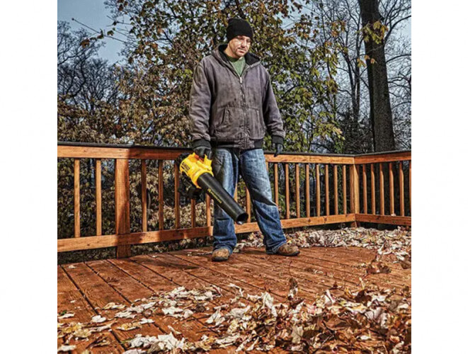 Аккумуляторная воздуходувка DeWALT DCM562PB