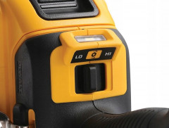 Аккумуляторный ударный гайковерт DeWALT DCF894NT
