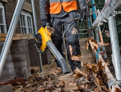 Воздуходувка DeWALT DCM572N