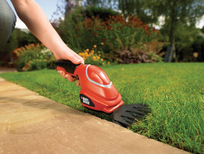 Кусторез BLACK&DECKER GSL700KIT