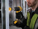 Аккумуляторная дрель-шуруповерт DeWALT DCD709S2T