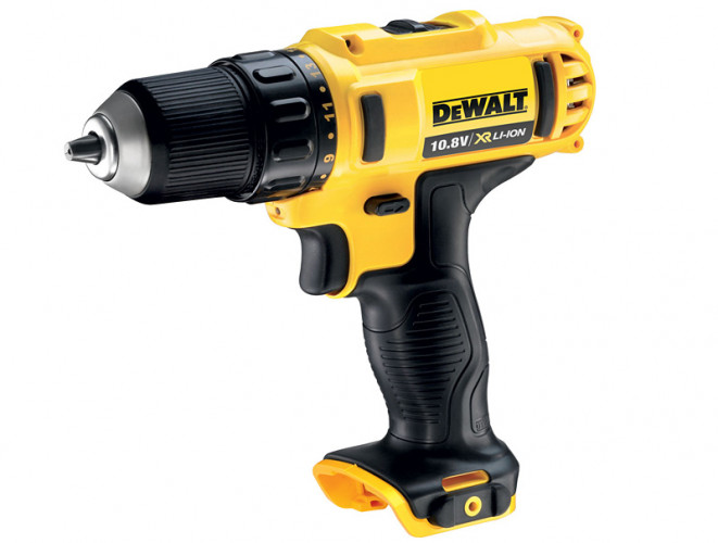Аккумуляторная дрель-шуруповерт DeWALT DCD710N