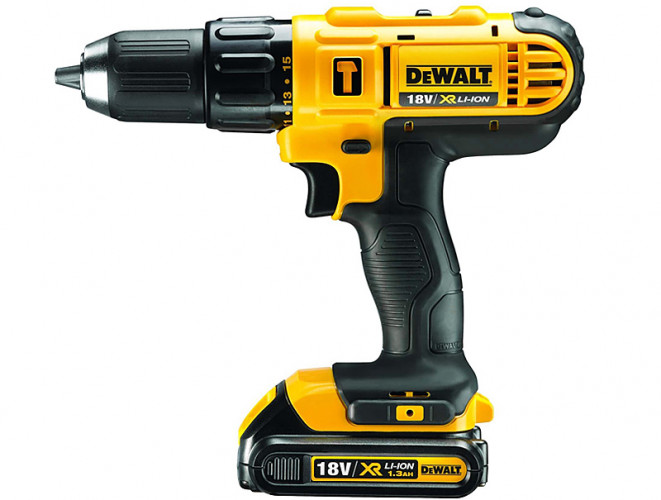 Аккумуляторная дрель-шуруповерт DeWALT DCD776C2