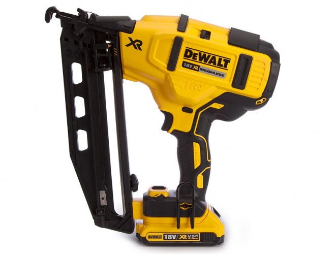 Аккумуляторный гвоздезабиватель DeWALT DCN660D2