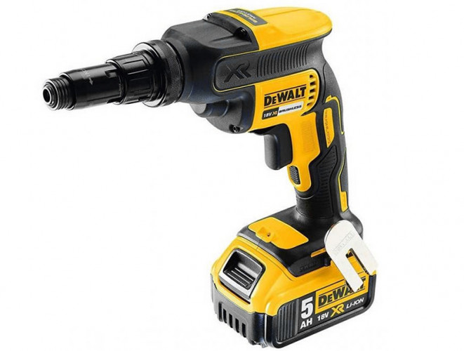 Аккумуляторный шуруповерт DeWALT DCF622P2