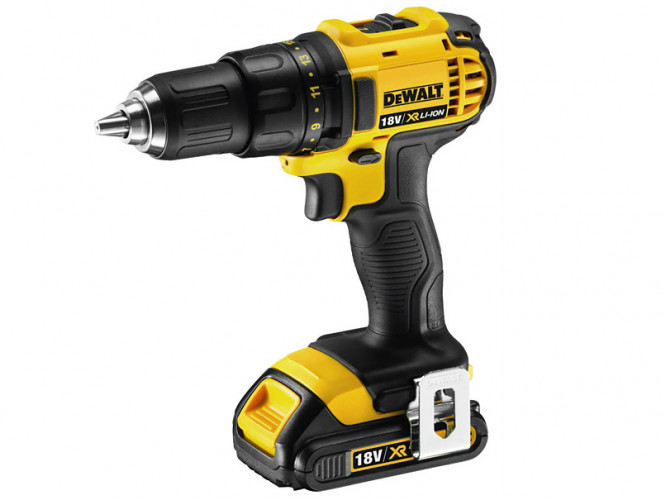 Аккумуляторная дрель-шуруповерт DeWALT DCD780C2