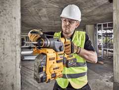 Аккумуляторный перфоратор DeWALT DCH335X2